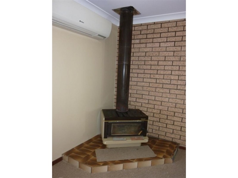 12 Dodd Street, Dongara WA 6525