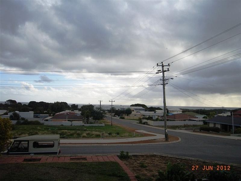 39 Ocean Drive, Port Denison WA 6525