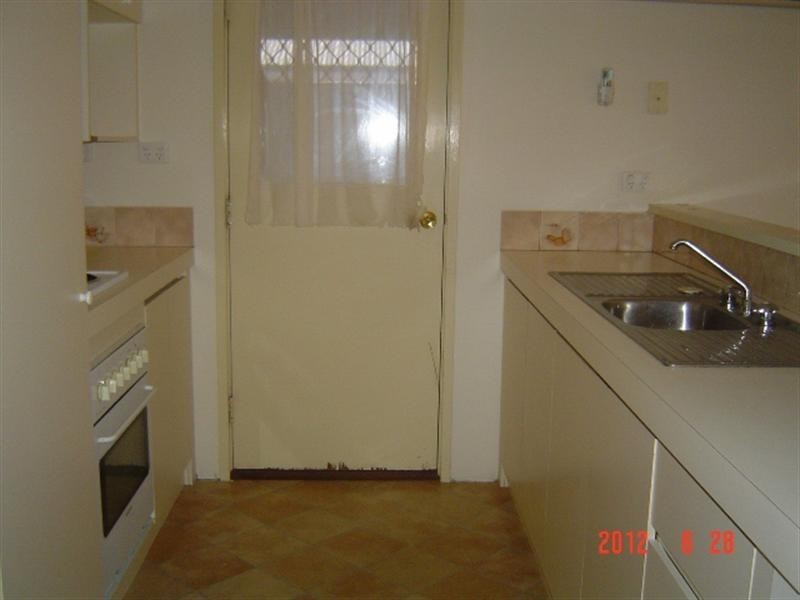 4/14 HOSKEN, Dongara WA 6525