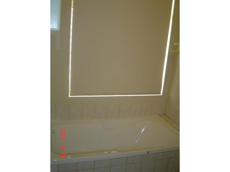 4/14 HOSKEN, Dongara WA 6525