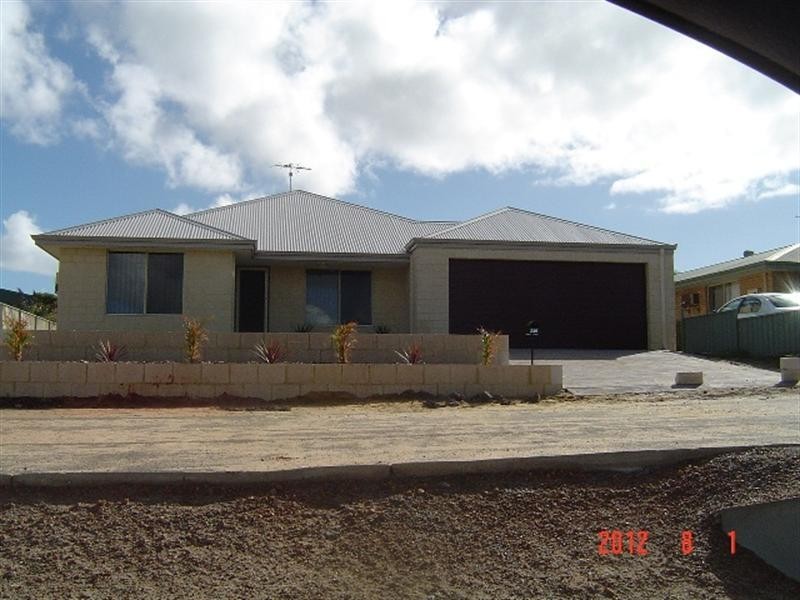 235 Point Leander Drive, Port Denison WA 6525