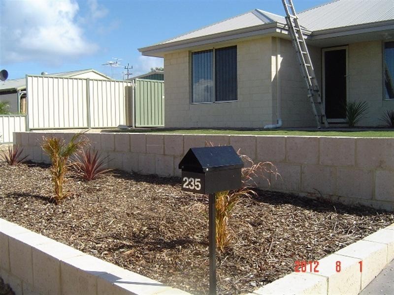 235 Point Leander Drive, Port Denison WA 6525