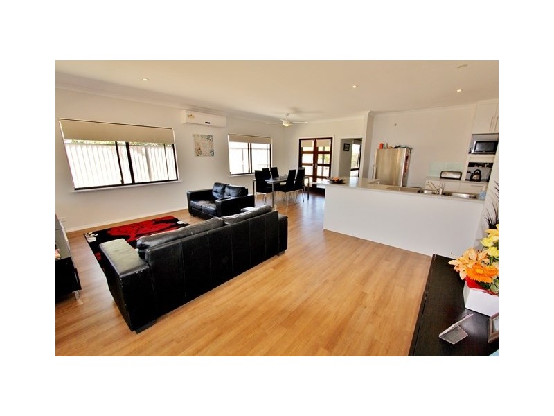 28 Ocean Drive, Port Denison WA 6525