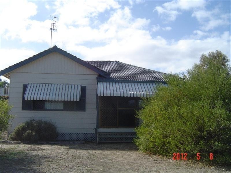 183 St Dominics, Dongara WA 6525