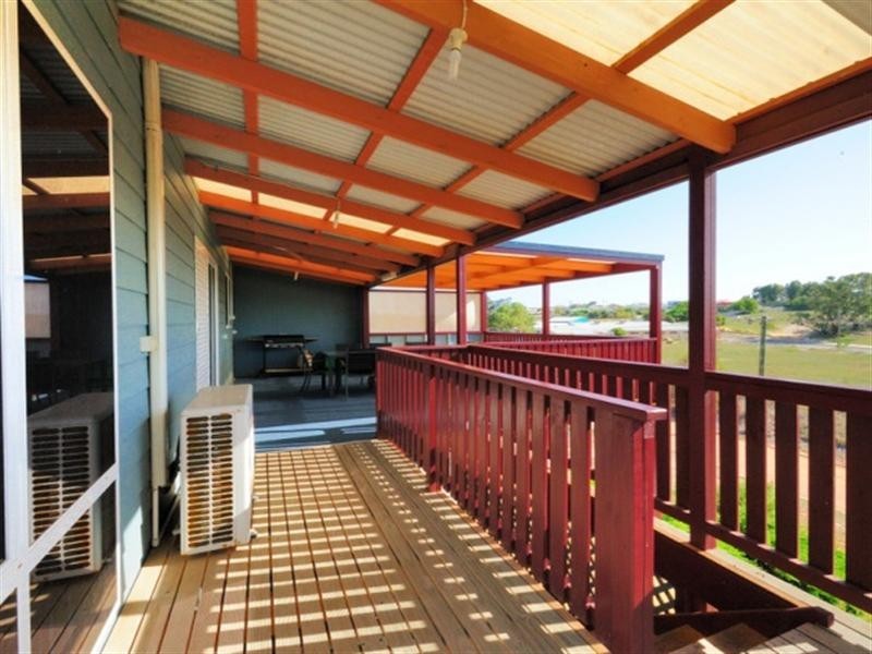 10 Parker Street, Port Denison WA 6525