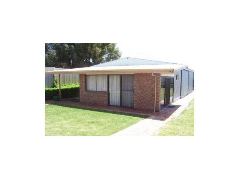 8 Fletcher Street, Port Denison WA 6525