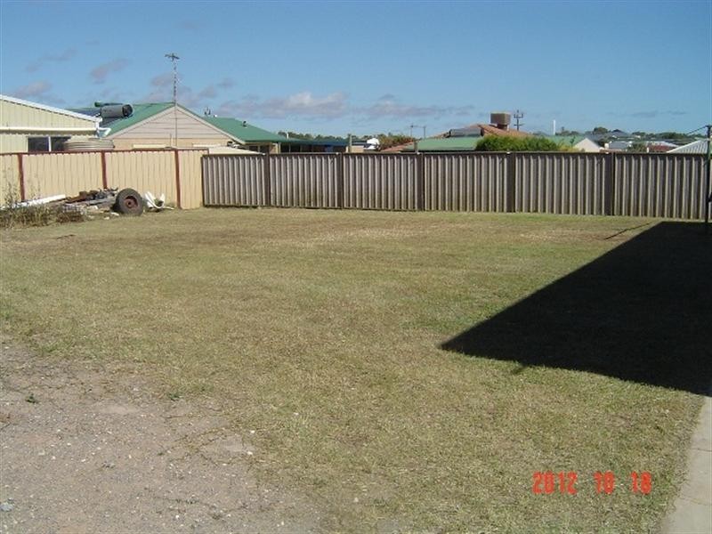 7 Reeve Terrace, Port Denison WA 6525