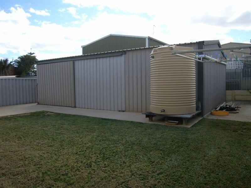 18B Peterwangey Place, Port Denison WA 6525