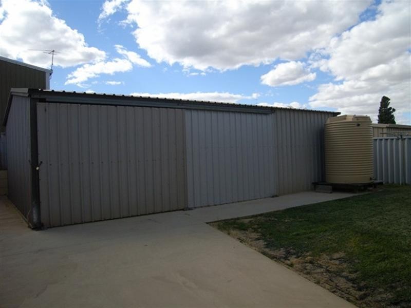 18B Peterwangey Place, Port Denison WA 6525