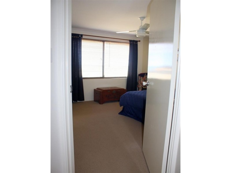 4 Barrett Cove, Dongara WA 6525