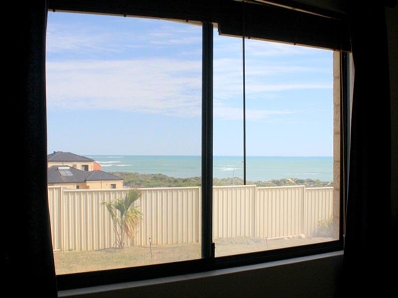 4 Barrett Cove, Dongara WA 6525