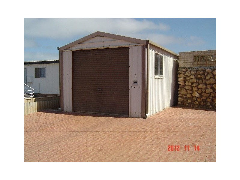 2 Downes Way, Port Denison WA 6525