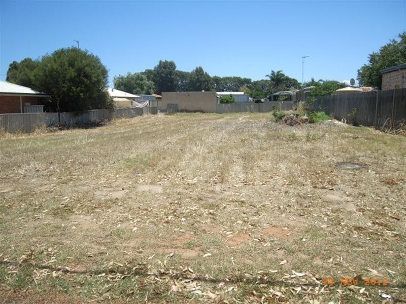 13 Smith, Dongara WA 6525