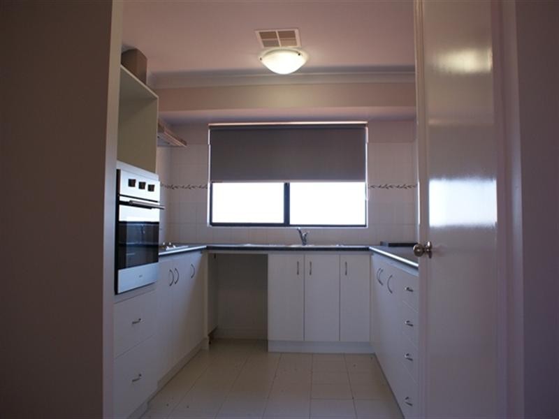 8 Oakley Ridge, Denham WA 6537