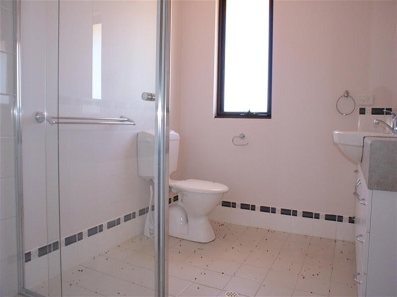 8 Oakley Ridge, Denham WA 6537