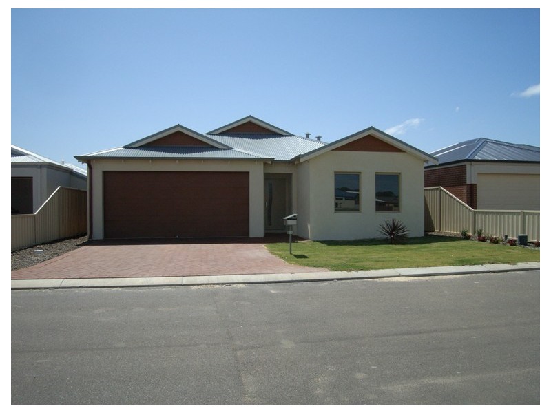 11 Damia Circle, Port Denison WA 6525