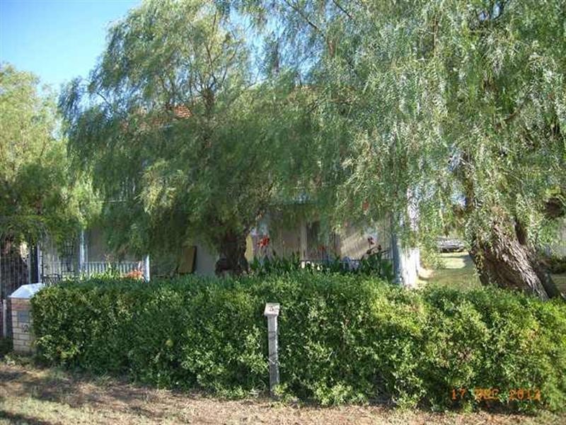 12 Hunts Road, Dongara WA 6525