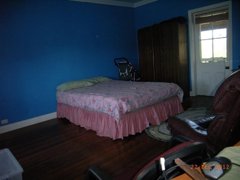 12 Hunts Road, Dongara WA 6525