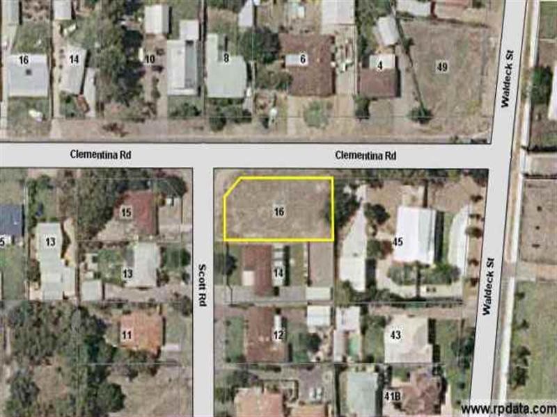 16 Scott Road, Dongara WA 6525