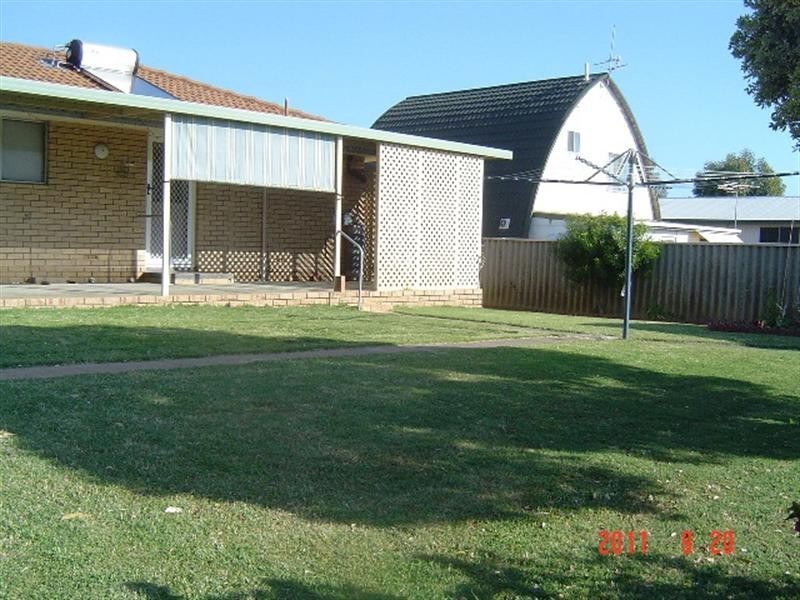 14 Downes Way, Port Denison WA 6525