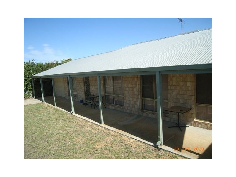 16 Ocean Drive, Port Denison WA 6525