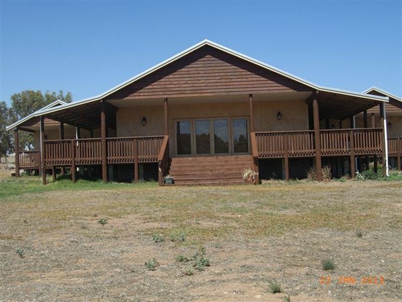 148 Brennand Road, Dongara WA 6525