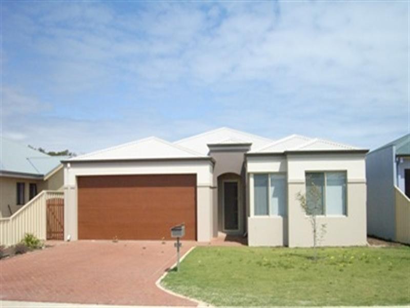 18 Damia Circle, Port Denison WA 6525