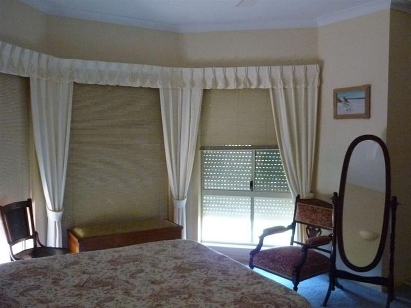 25 Church Street, Dongara WA 6525