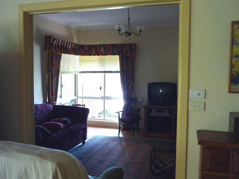 25 Church Street, Dongara WA 6525