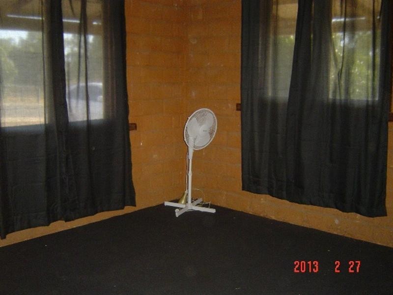 1 Pickering Drive, Dongara WA 6525