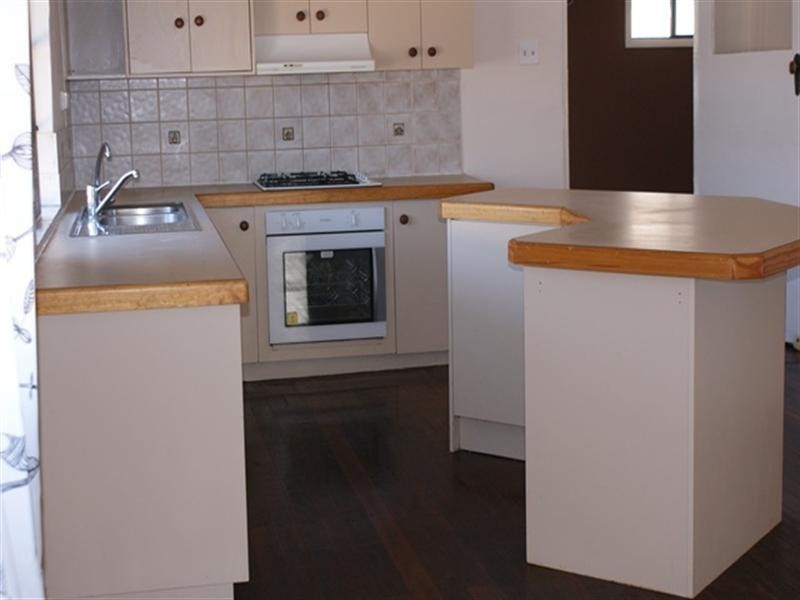 19 Walton Street, Dongara WA 6525