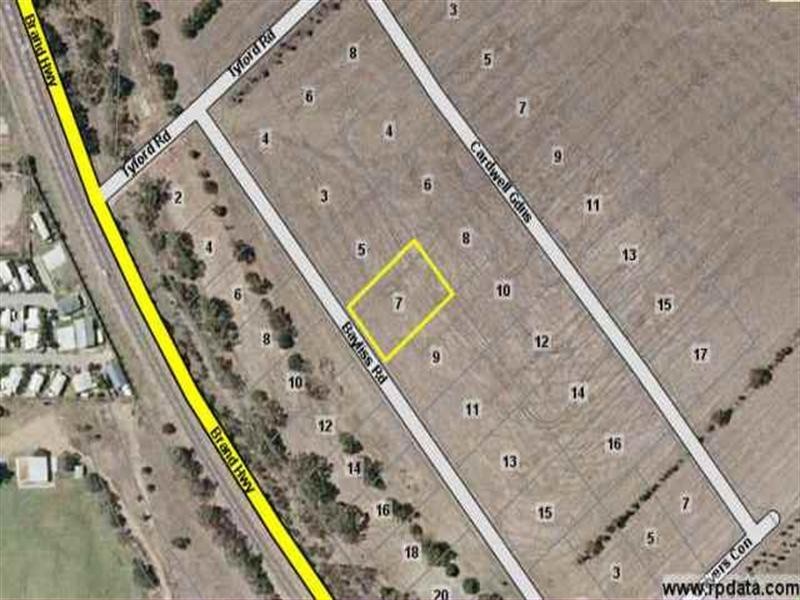 7 Bayliss Road, Dongara WA 6525