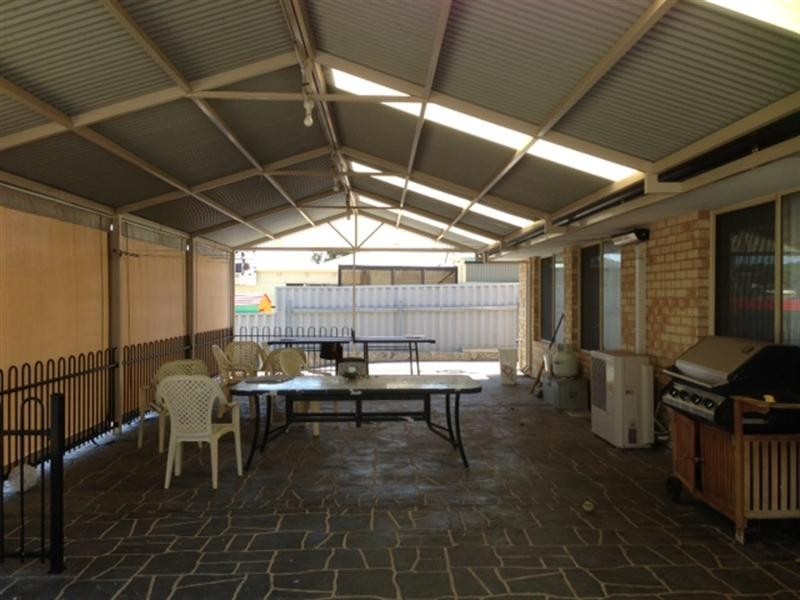 5 Thurkle Square, Dongara WA 6525