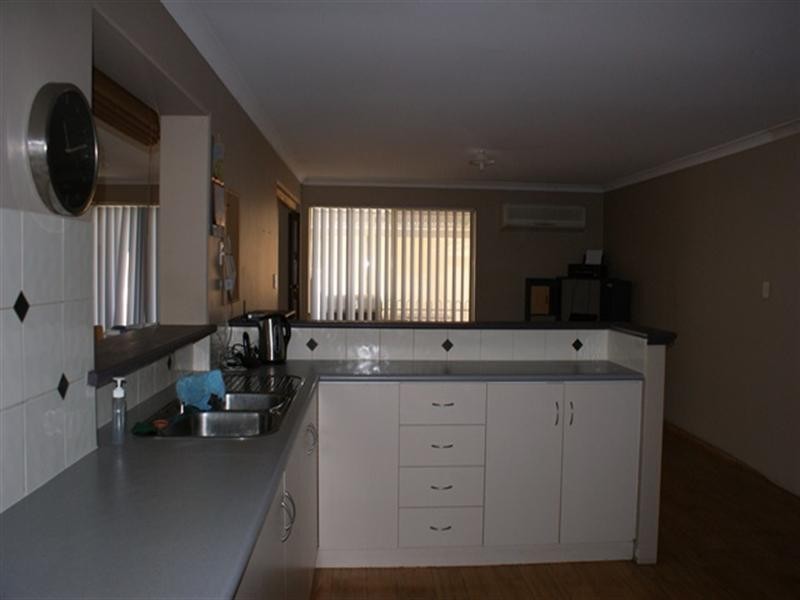 5 Thurkle Square, Dongara WA 6525