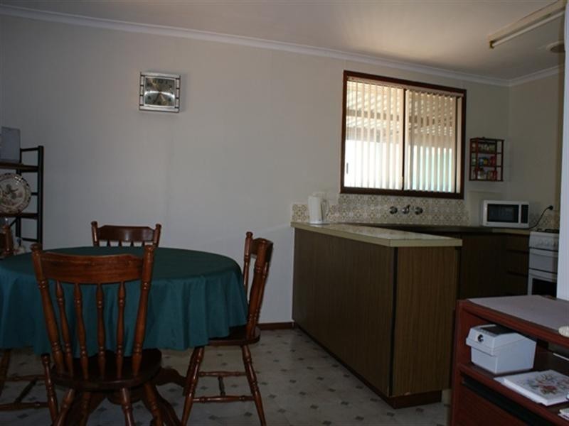 2 Howard Street, Three Springs WA 6519