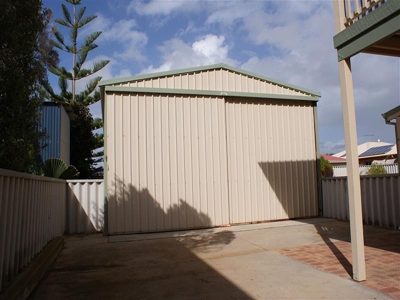 19 Seaview Court, Port Denison WA 6525