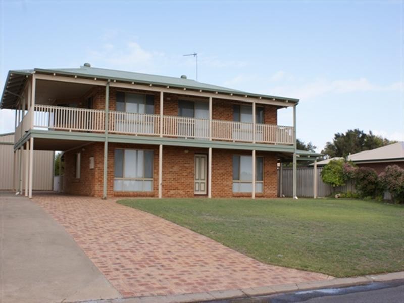 19 Seaview Court, Port Denison WA 6525