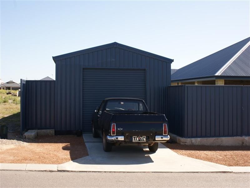 16 Mason Crescent, Port Denison WA 6525