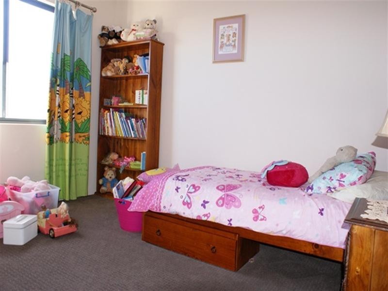 16 Mason Crescent, Port Denison WA 6525