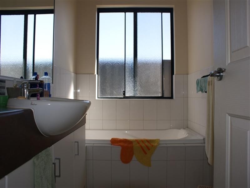 16 Mason Crescent, Port Denison WA 6525