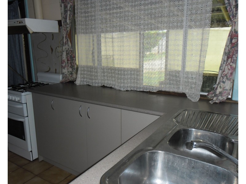 7 Railway Avenue, Carnamah WA 6517