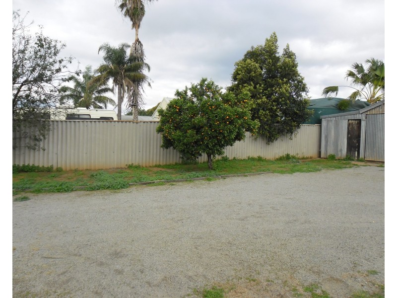 7 Railway Avenue, Carnamah WA 6517