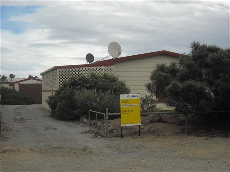 5 Newman Street, Carnamah WA 6517