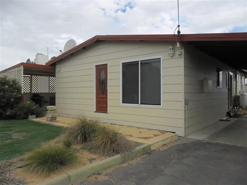 5 Newman Street, Carnamah WA 6517