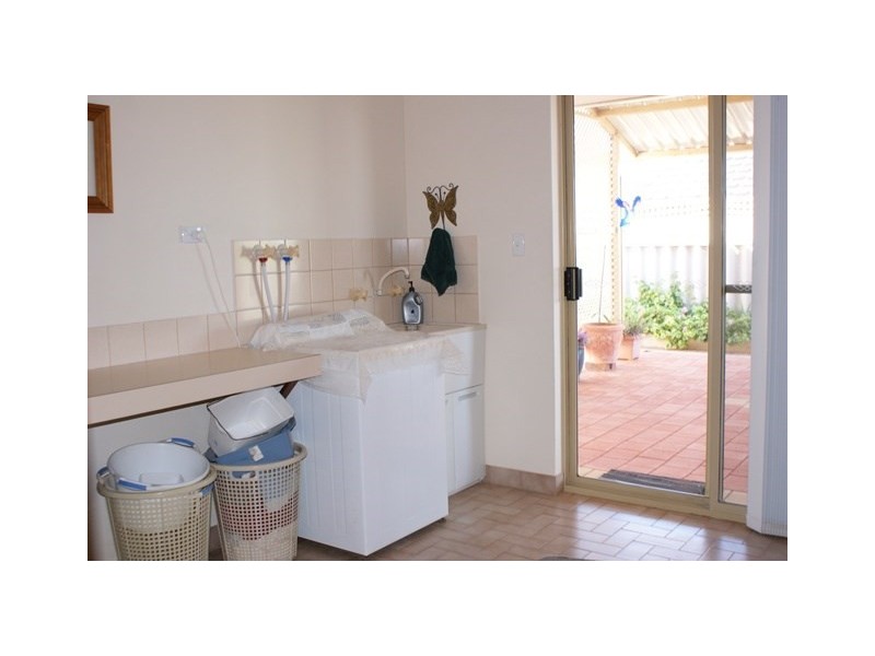 42 HAMPTON Street, Port Denison WA 6525