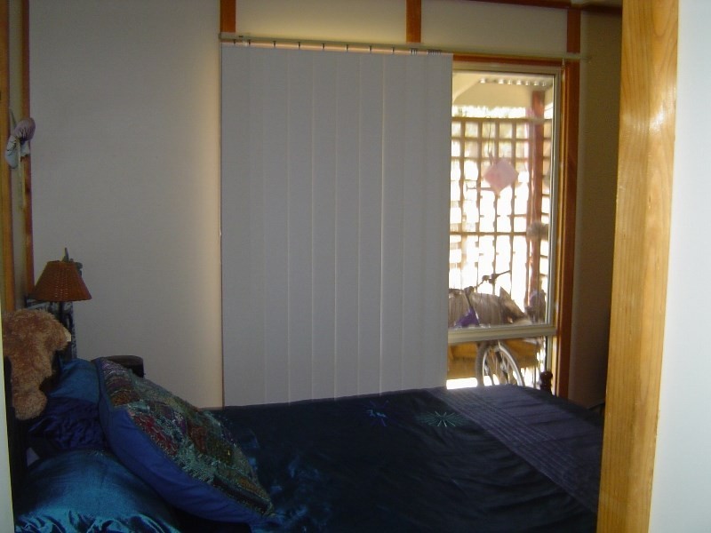 9 Massingham Place, Dongara WA 6525