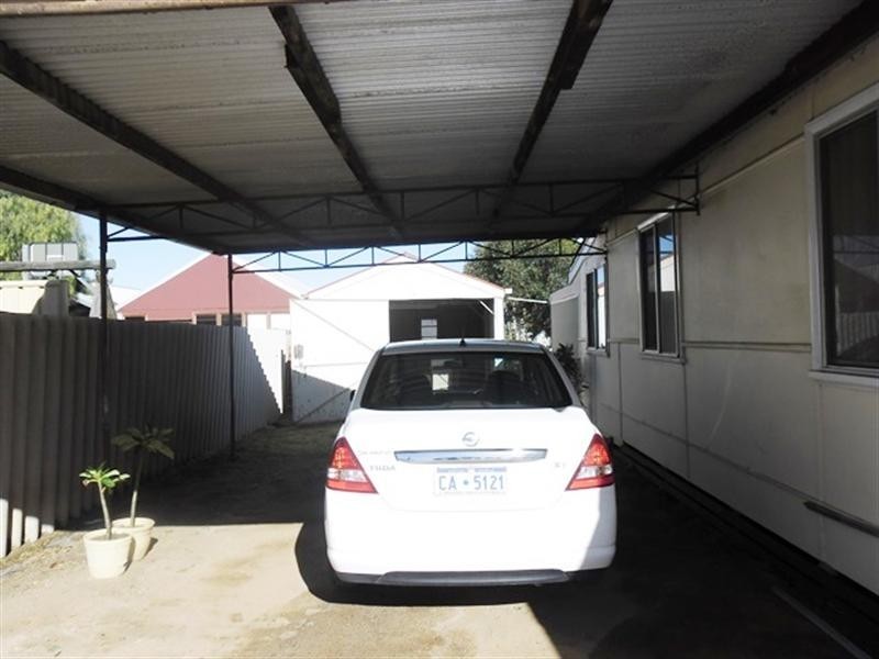 11 Caron Street, Carnamah WA 6517