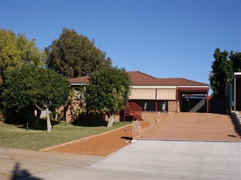 31 Church Street, Dongara WA 6525