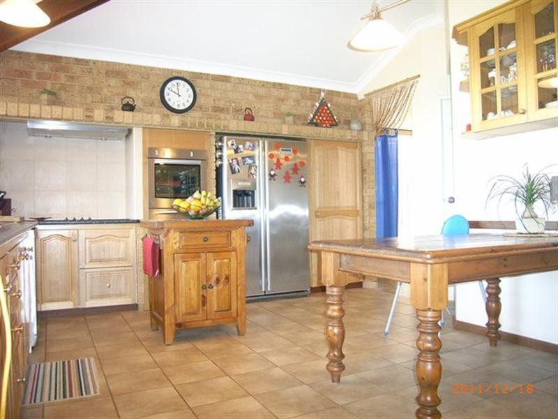 31 Church Street, Dongara WA 6525