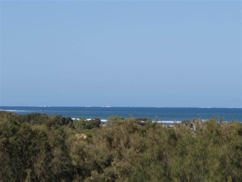 31 Church Street, Dongara WA 6525